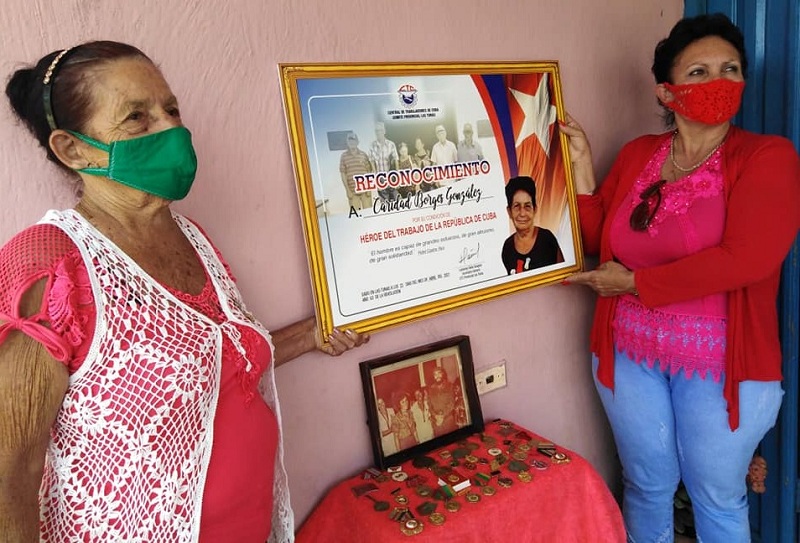 Homenaje a los Héroes del Trabajo en Las Tunas en saludo al Primero de Mayo