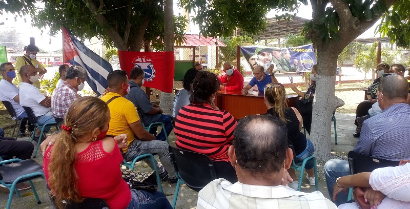 Intercambian en Las Tunas trabajadores no estatales y representantes del sistema empresarial