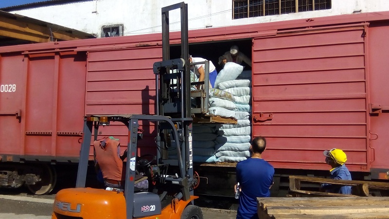 Llega a Las Tunas primer lote de alimentos donados por países hermanos