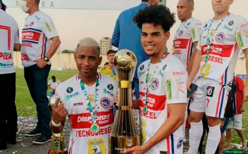 Ganan primer título futbolistas de Las Tunas que se desempeñan en Brasil