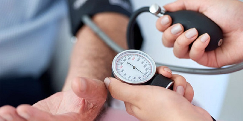 Controlar enemiga mortal: la hipertensión arterial