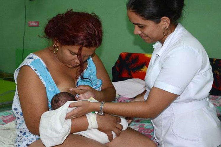 Atención materno-infantil, un logro de la salud pública cubana