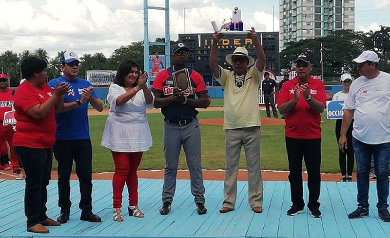 Juego de Estrellas de Béisbol: Para Orientales el agua del tinajón