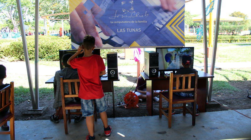 Felicidad y esparcimiento en Parque de diversiones de Las Tunas