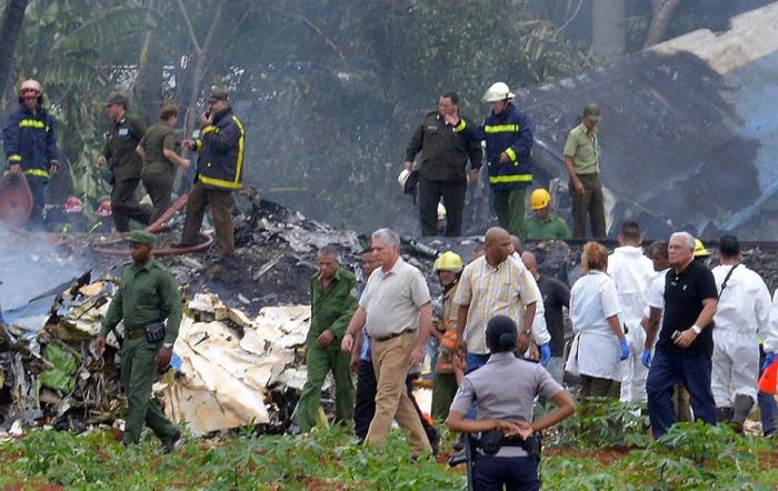 Reportan tres sobrevivientes en accidente aéreo en La Habana