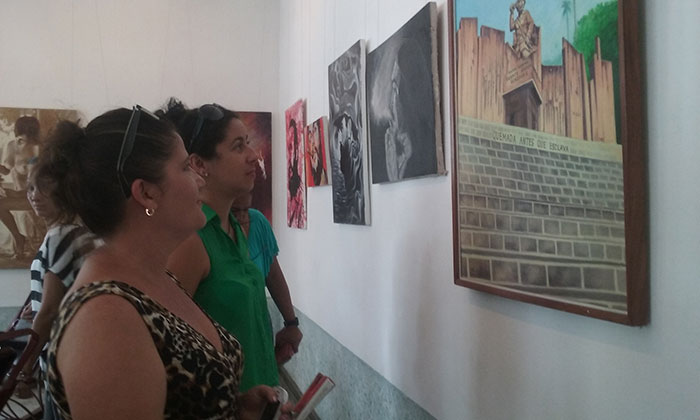Celebran en Las Tunas aniversario 29 del Fondo de Bienes Culturales Celebran en Las Tunas aniversario 29 del Fondo de Bienes Culturales