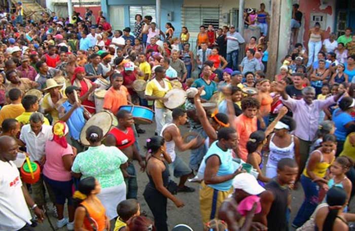 Los habitantes de esta ciudad serán protagonistas del Carnaval de Los Leñadores de béisbol, que comenzará de manera oficial el próximo viernes 2 de febrero a las 8:00 de la mañana y se extenderá hasta el domingo 4 a las 12:00 de la noche. Los habitantes de esta ciudad serán protagonistas del Carnaval de Los Leñadores de béisbol, que comenzará de manera oficial el próximo viernes 2 de febrero a las 8:00 de la mañana y se extenderá hasta el domingo 4 a las 12:00 de la noche.