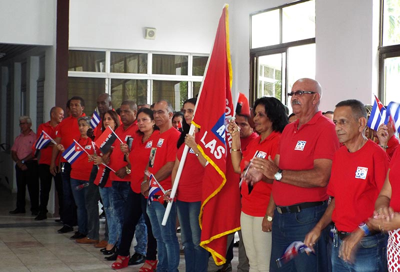 Abanderan delegación de Las Tunas al Congreso de la Central de Trabajadores de Cuba