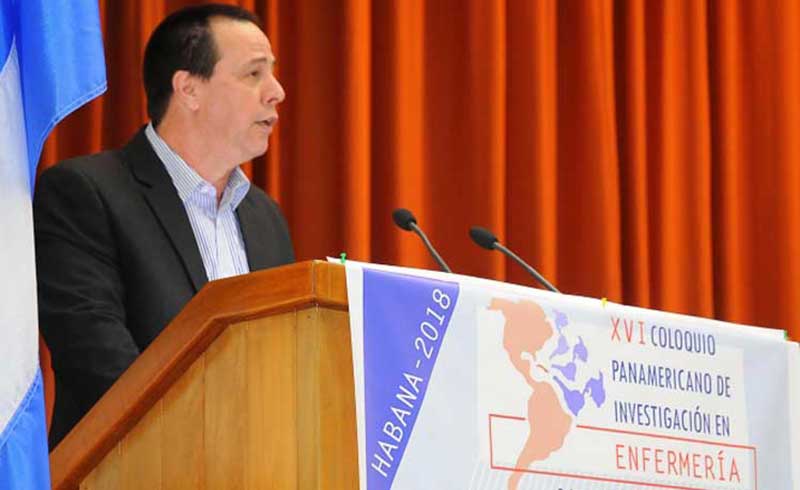 Ministro de Salud destaca cobertura de enfermería en Cuba Ministro de Salud destaca cobertura de enfermería en Cuba