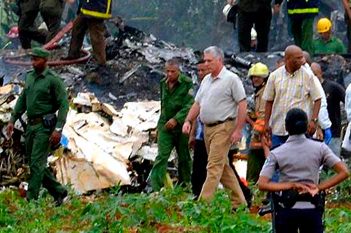 Presidente cubano ofrece condolencias a las familias de accidentados