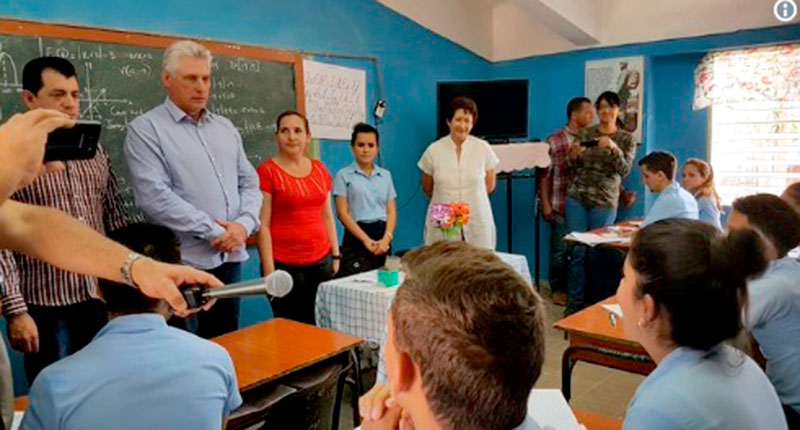 Presidente cubano Díaz-Canel visita empresa azucarera Antonio Guiteras Presidente cubano Díaz-Canel visita empresa azucarera Antonio Guiteras