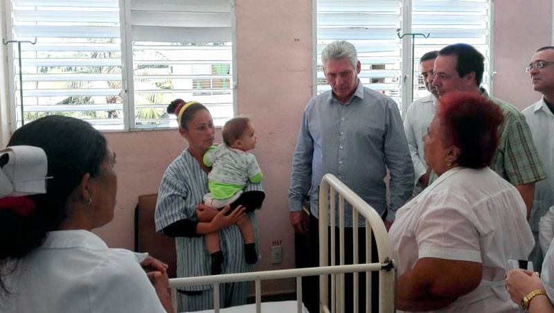Díaz-Canel visita hospital pediátrico Raymundo Castro, de Puerto Padre