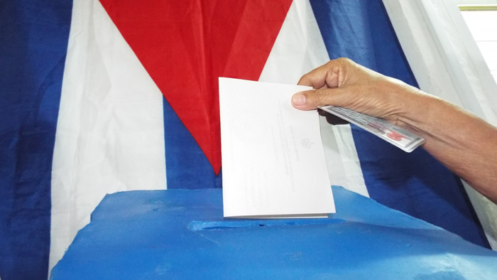 Millones de cubanos validan en las urnas democracia de la isla