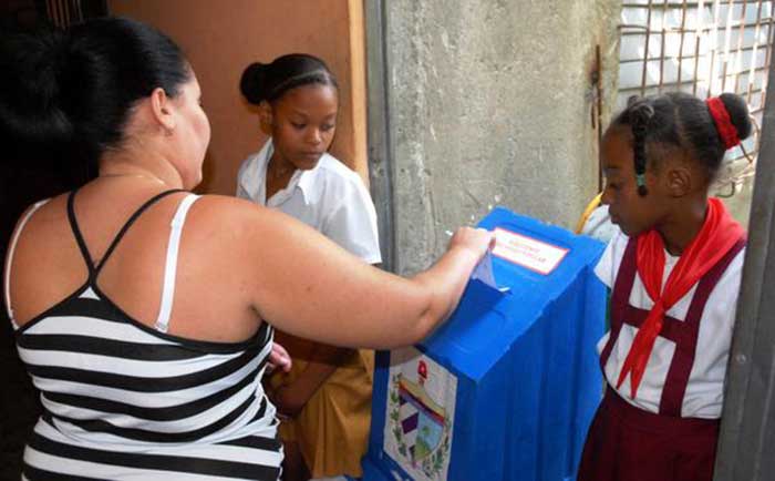 Elecciones en Cuba, derecho de luz