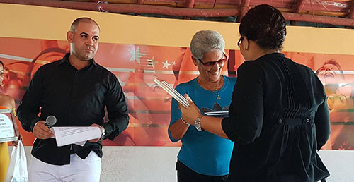 Premian a las mejores obras del Festival de Radio en Las Tunas Premian a las mejores obras del Festival de Radio en Las Tunas