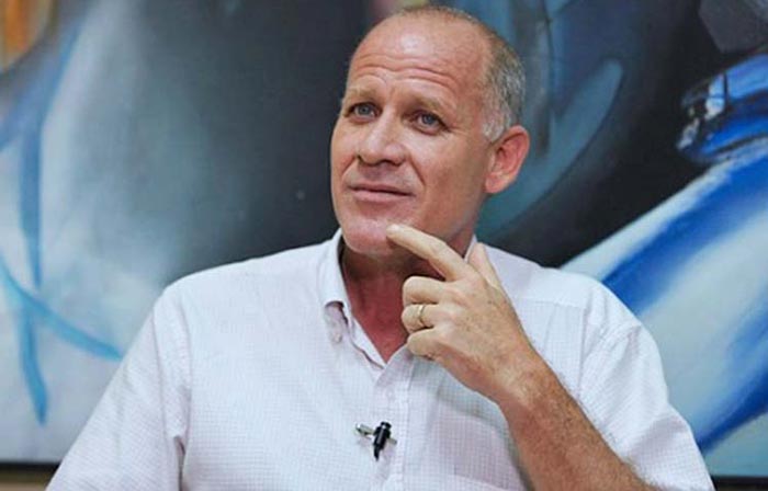 El viceministro cubano de Cultura, Fernando Rojas, resaltó hoy la tendencia al pleno acceso de la población de su país a la cultura, respaldada por una política de gratuidades y subsidios. El viceministro cubano de Cultura, Fernando Rojas, resaltó hoy la tendencia al pleno acceso de la población de su país a la cultura, respaldada por una política de gratuidades y subsidios.