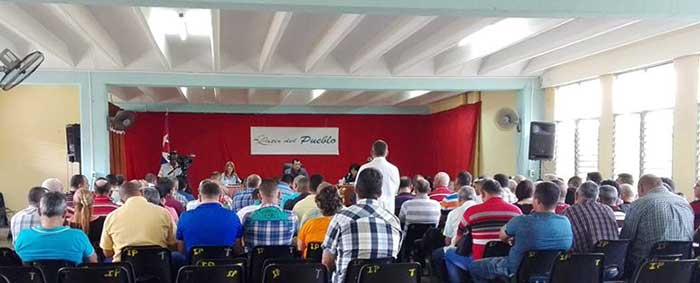Latir del pueblo analiza servicios básicos en municipio de Manatí Latir del pueblo analiza servicios básicos en municipio de Manatí