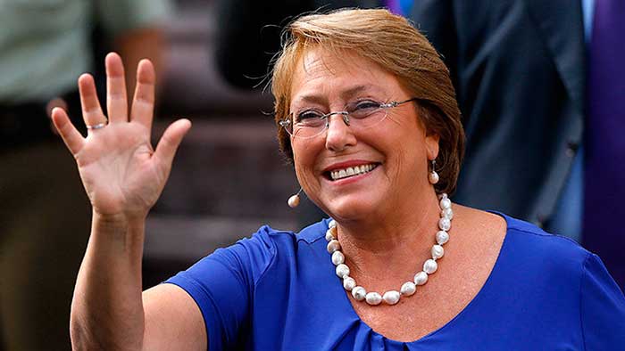 Llegó a Cuba presidenta de Chile Michelle Bachelet