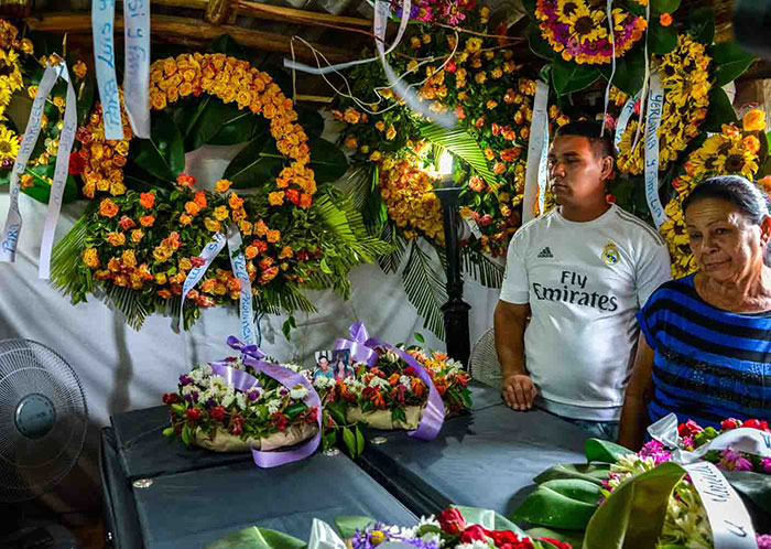 Muestras de condolencias en Las Tunas a familiares de fallecidos en accidente aéreo
