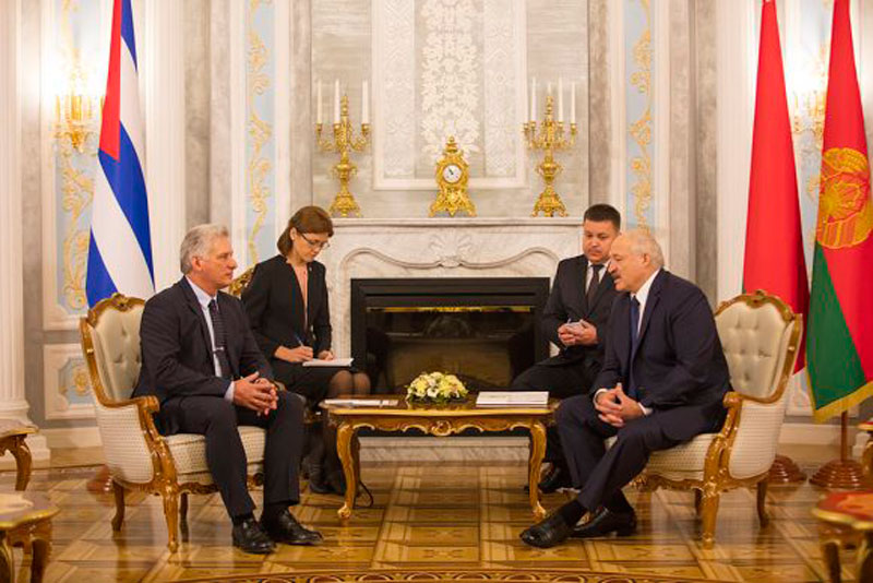 Alexander Lukashenko recibe a Díaz-Canel en el Palacio de la Independencia de Belarús 