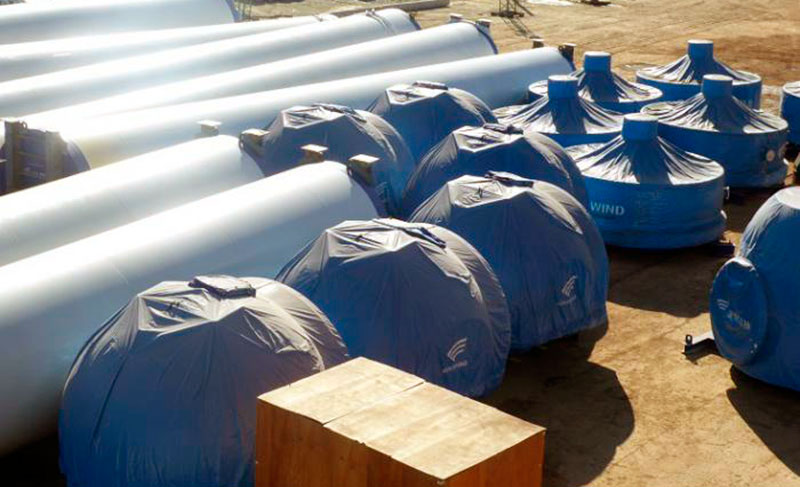 Comenzaron a llegar a Las Tunas aerogeneradores para potente parque eólico