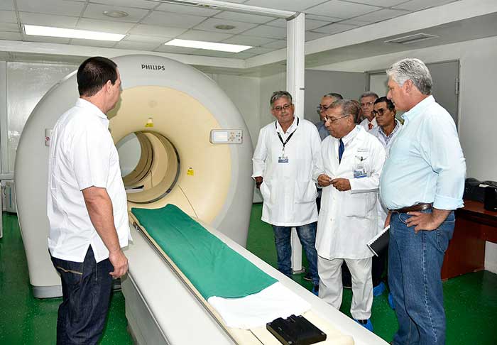 Presidente de Cuba recorre centros de interés de La Habana Presidente de Cuba recorre centros de interés de La Habana