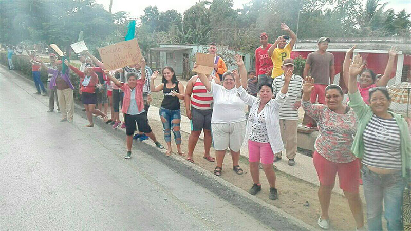 El pueblo camagüeyano ofrece calurosa bienvenida a los Leñadores, entre ellos al Leñador Alexander Ayala y Dariel Góngora.