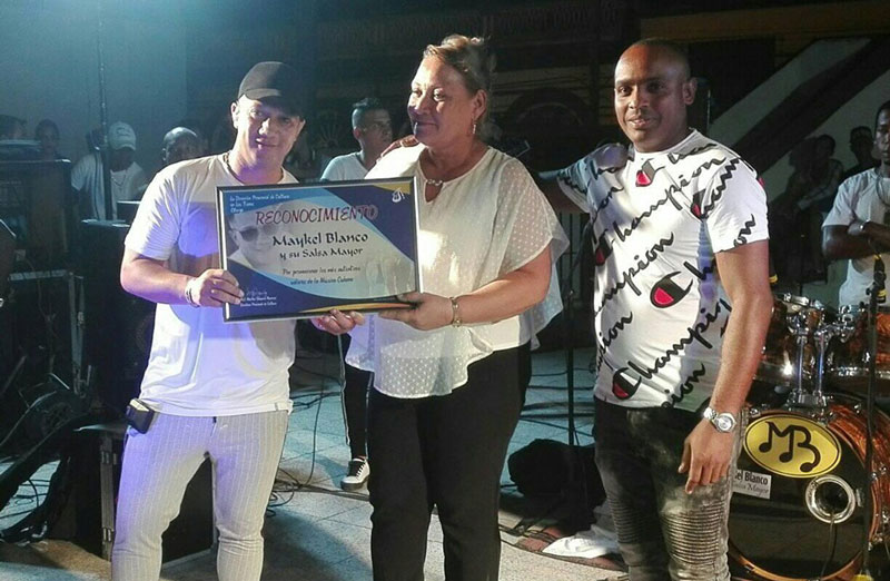 Seduce la Maquinaria Musical de Cuba al público de Las Tunas