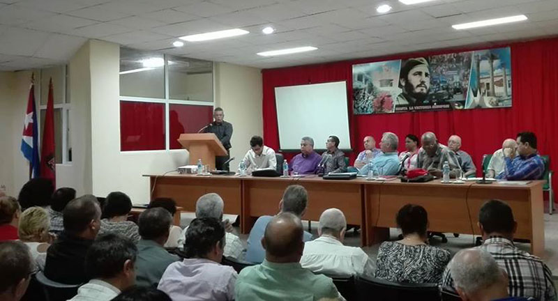 Inicia presidente cubano Díaz-Canel en Las Tunas reunión resumen de visita gubernamental Inicia presidente cubano Díaz-Canel en Las Tunas reunión resumen de visita gubernamental