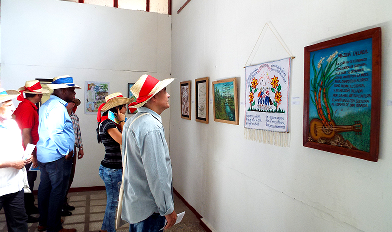 Abierto Salón Nacional de paisaje, décima ilustrada y artesanía en Las Tunas