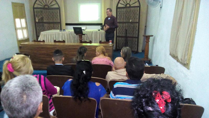 Correos de Cuba en Las Tunas por comunicar mejor sus productos y servicios