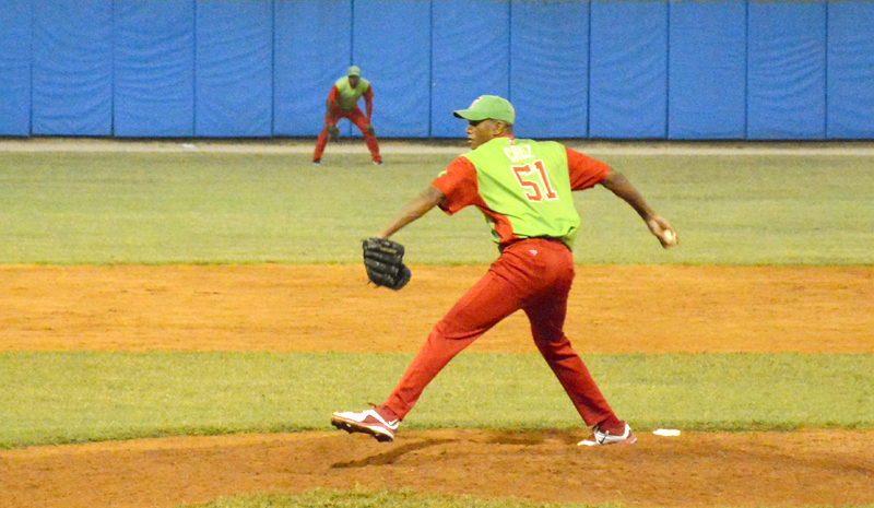 Los Leñadores dan el tercer hachazo y se acercan al título del béisbol cubano Los Leñadores dan el tercer hachazo y se acercan al título del béisbol cubano