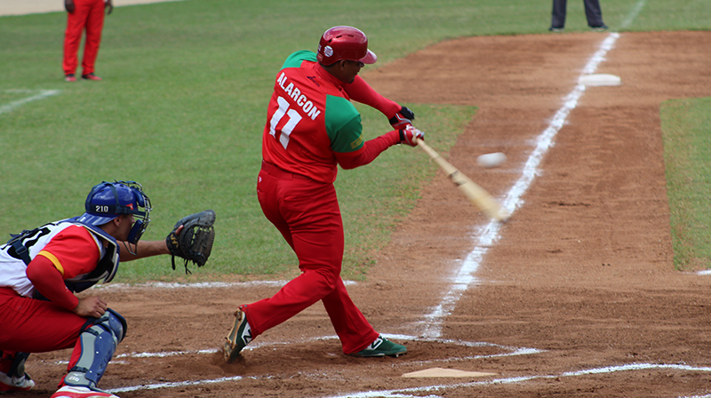 Cuatro peloteros de Las Tunas integran preselección al Preolímpico de béisbol