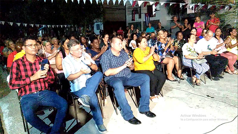 Festejan aniversario de la FMC en comunidad de Las Tunas