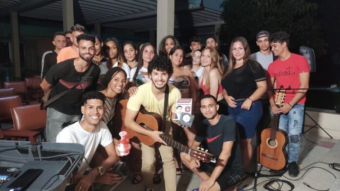 Proyecto Semillas de luna: cosechando la canción