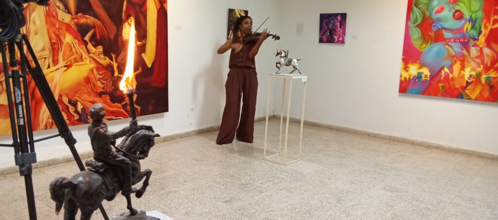 Las últimas cenizas, exposición de lujo en Galería Uneac Las Tunas