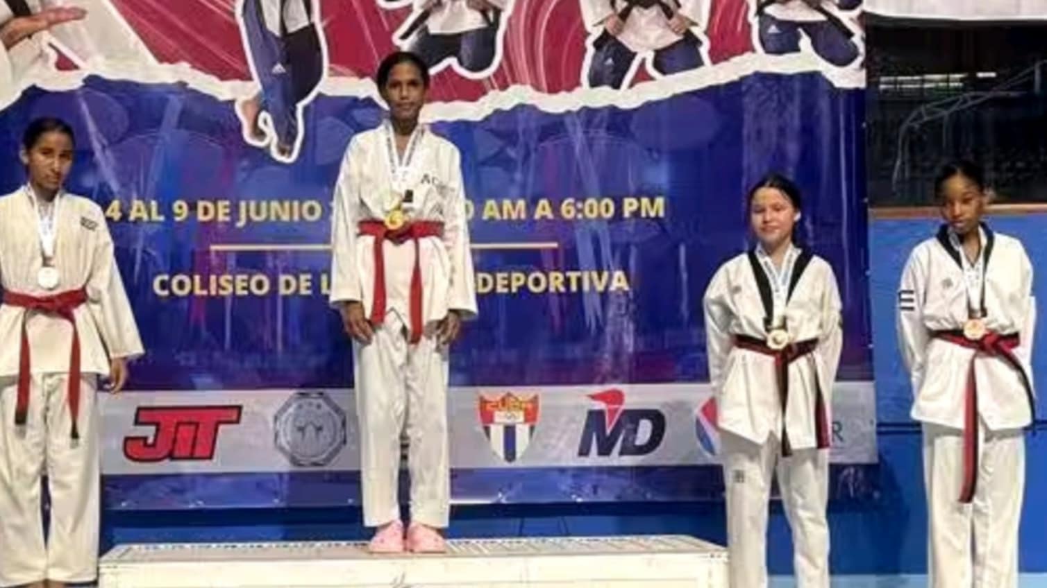 Taekwondoca Hailanid Sierra Viltres se proclamó campeona de la  I Copa Kukkiwon