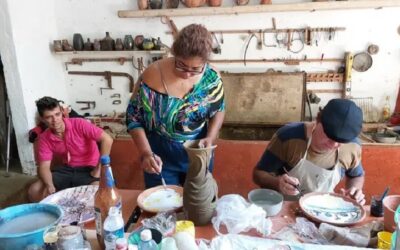 Participa escultora tunera en evento nacional En-BarrArte