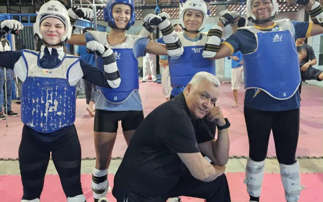 Sobresale tunera Yoana Hernández en Campamento Internacional de Taekwondo