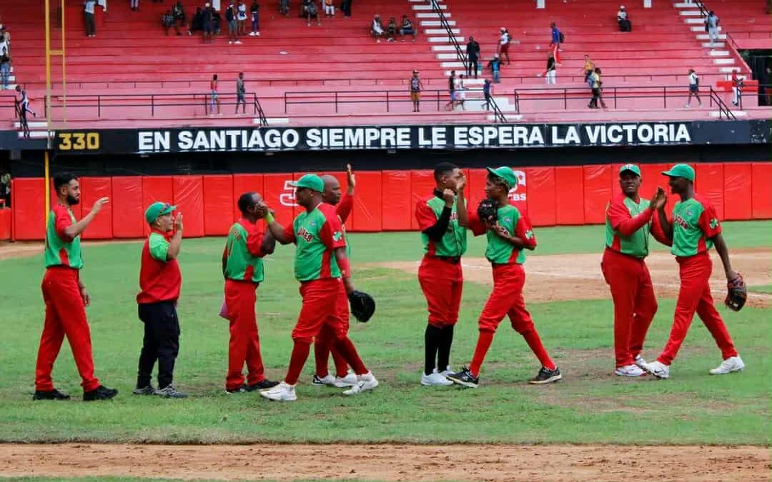 Los Leñadores vuelven a doblegar a las Avispas