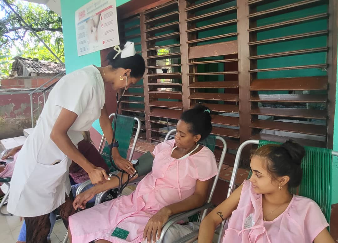 labores asistenciales