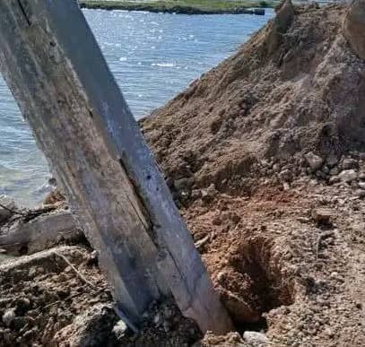 Trabajadores eléctricos restablecen servicio en Salinera Las Tunas 