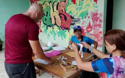 El Guijarro y el arte: nacen talleres para forjar libros únicos hechos a mano