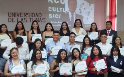 Gradúa Universidad de Las Tunas estudiantes normalistas mexicanos
