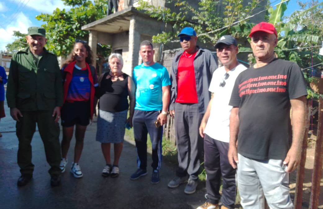 Zaydamis de vuelta a su regazo