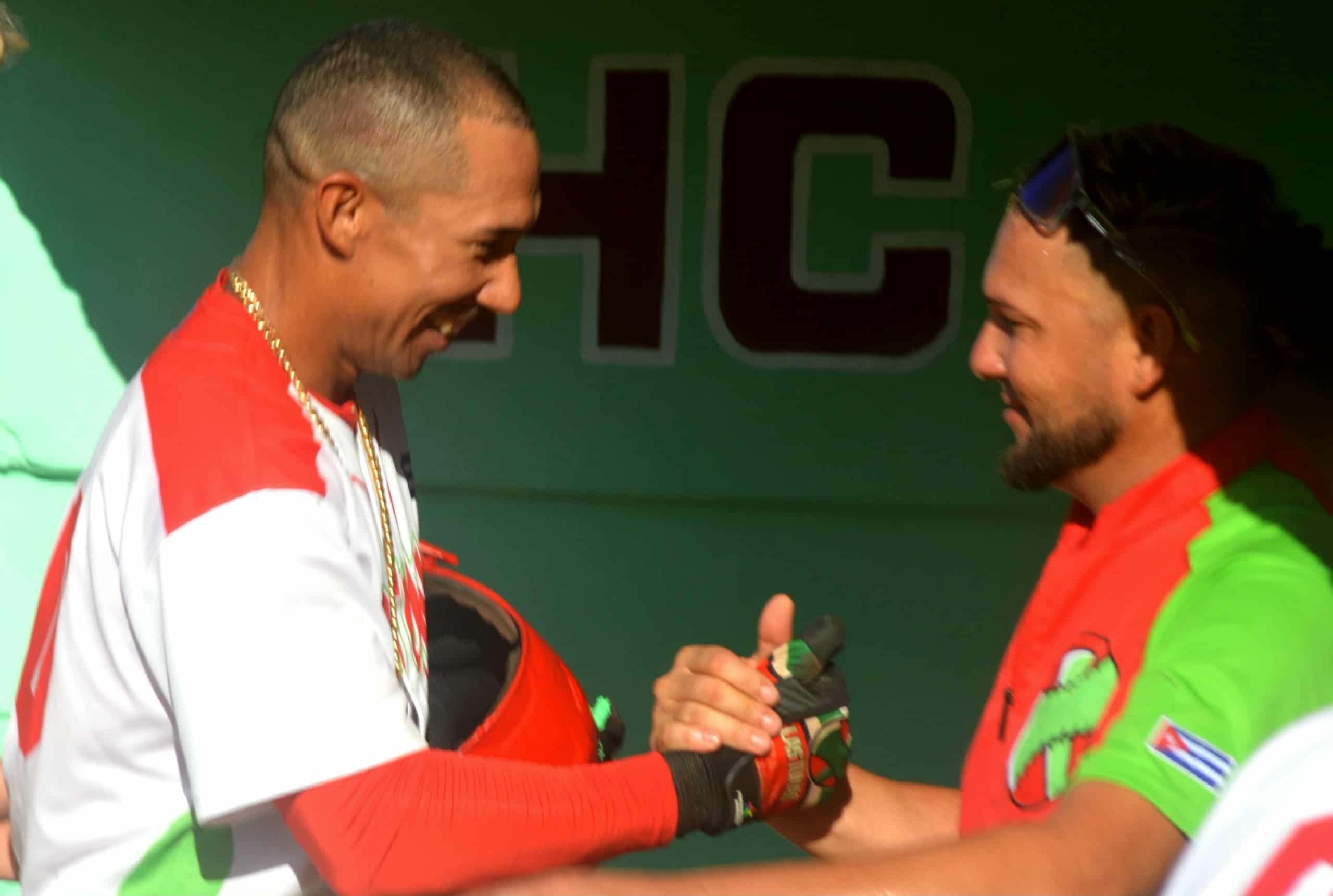 Messenger_creation_FEC154E5-42D2-49A0-8F8D-DA2C2384AF92