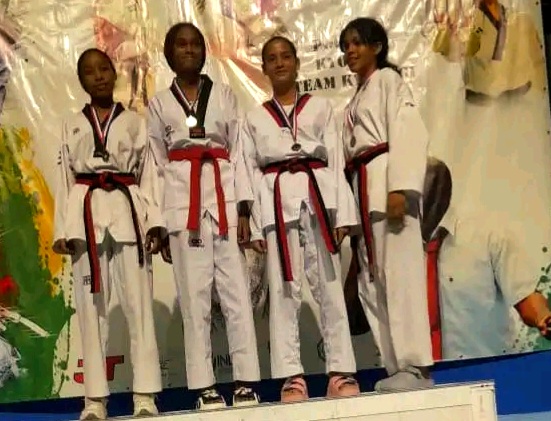 Las guerreras tuneras brillan en el Festival Open de Taekwondo 2025