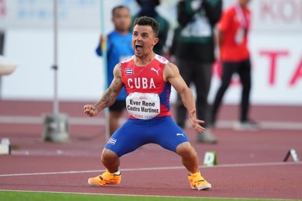 Messenger_creation_0DCA667A-7E70-4FB1-BBA7-10D7213148EA