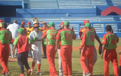 Los Leñadores:  subcampeones en la Serie Nacional  64