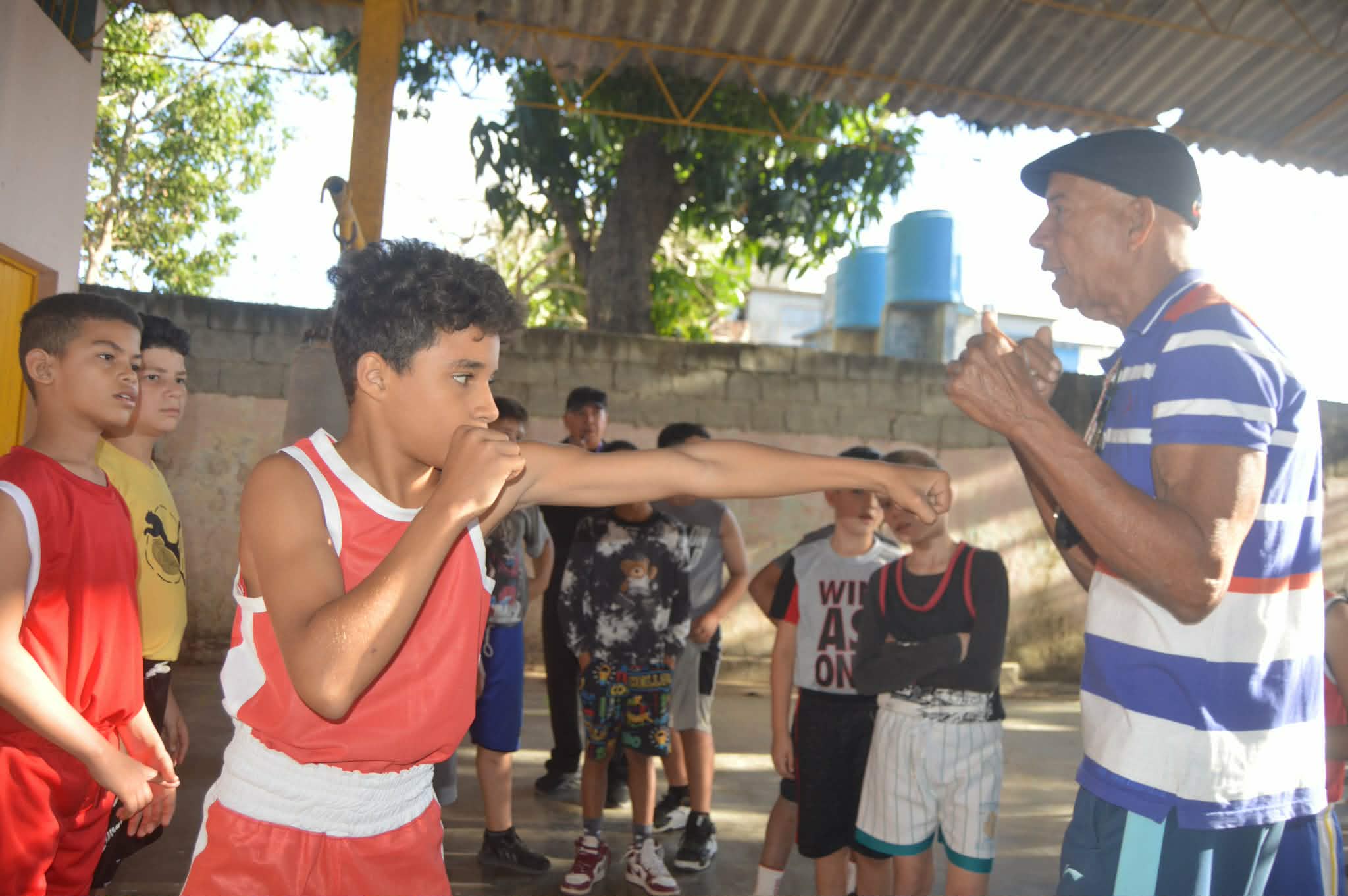 Messenger_creation_74232B13-FC35-4663-AB18-874EAEB1E149